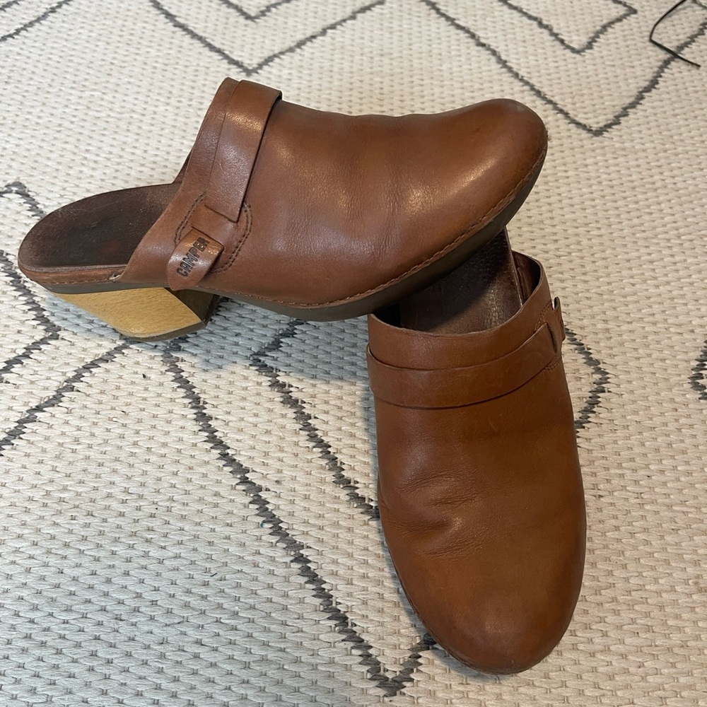 Camper Clogs